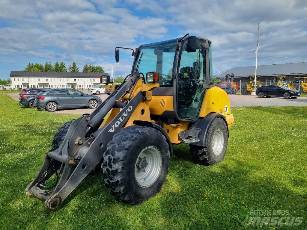 Volvo L25B Мини товарачи
