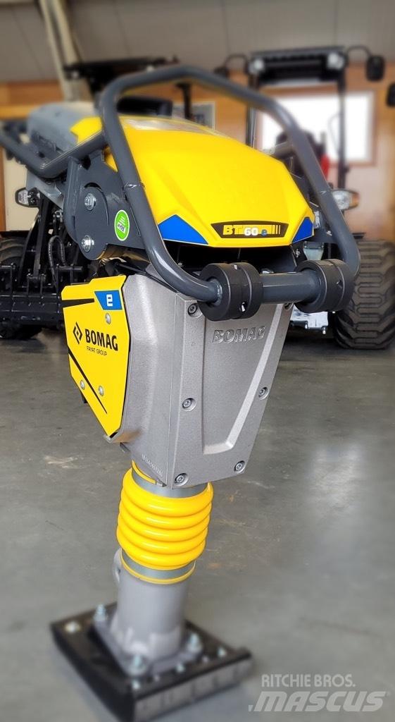 Bomag BT 60e Уплътнители за плочи
