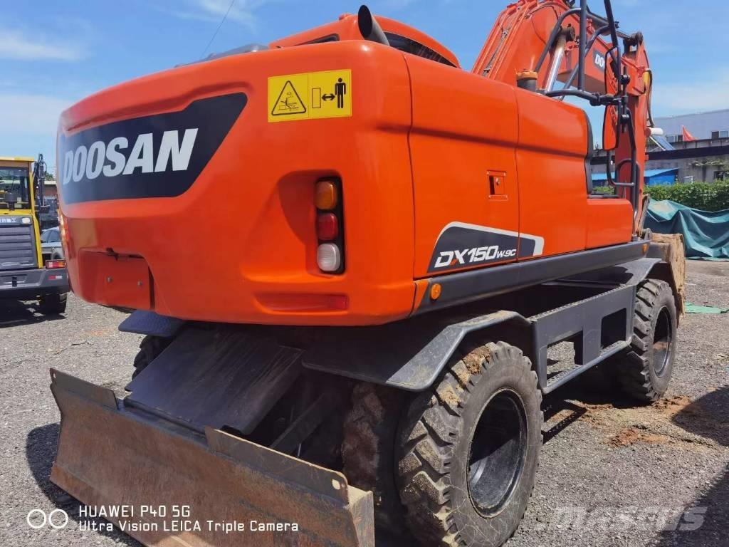 Doosan DX150W-9C Колесни екскаватори