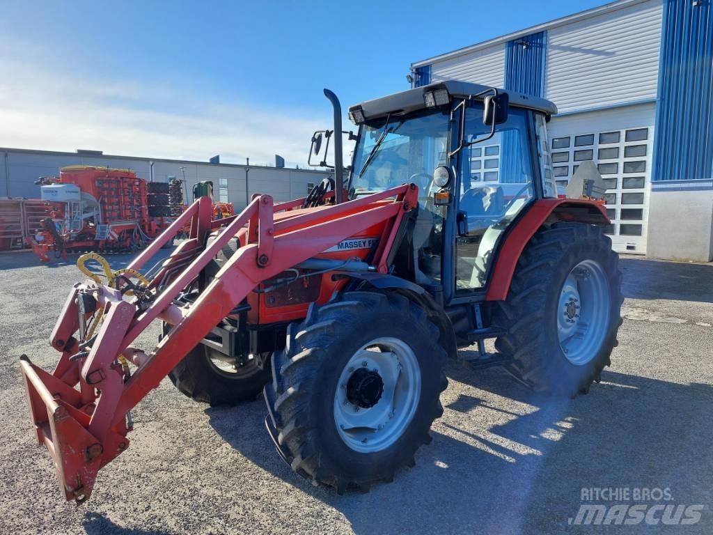 Massey Ferguson 4245 Трактори