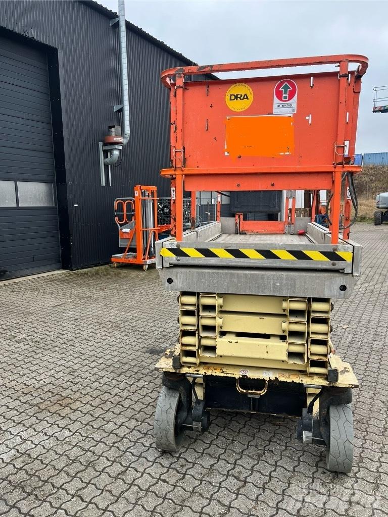 JLG 2646 ES Ножични работни платформи