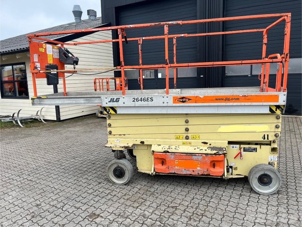 JLG 2646 ES Ножични работни платформи