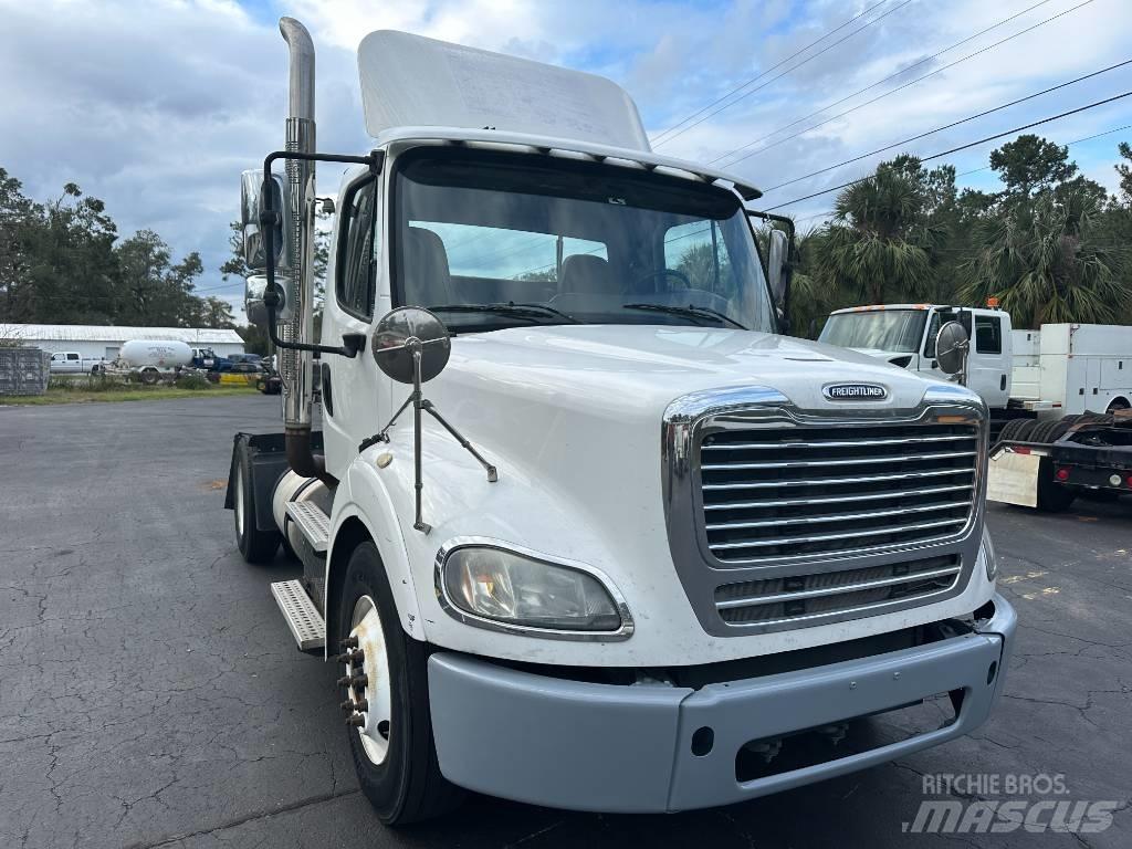 Freightliner M2 112 Влекачи