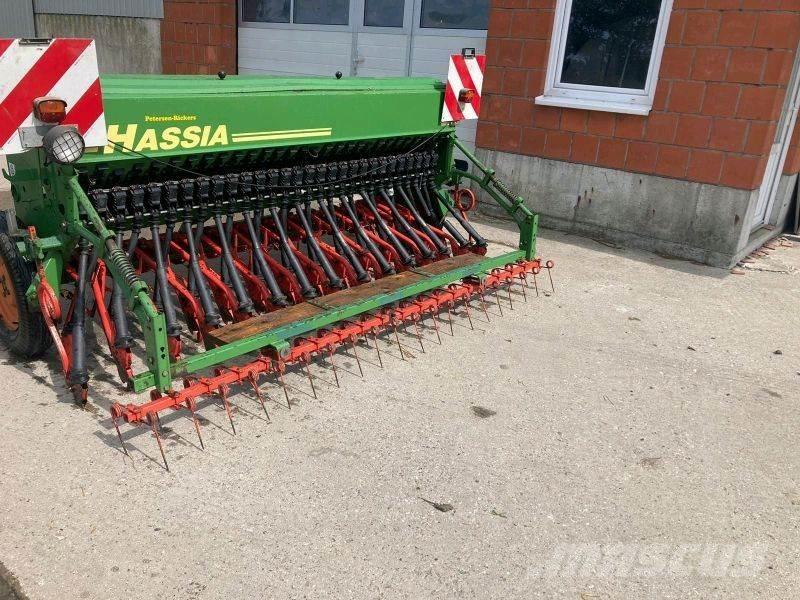 Hassia Euro 300/29 Гребеновидни брани