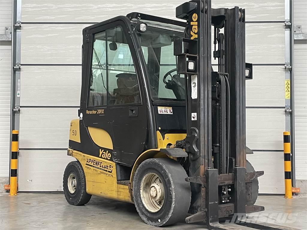 Yale GLP20VX Камиони с АГУ