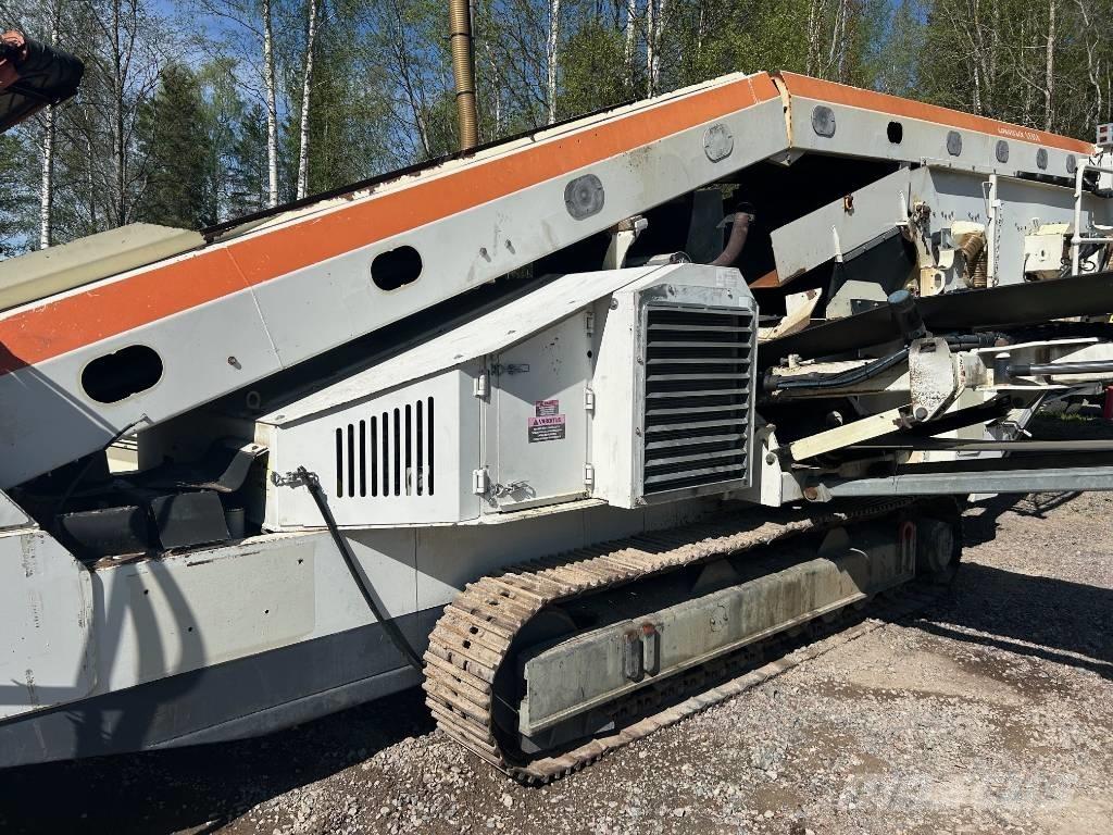 Metso ST 358 Мобилни скрийнери
