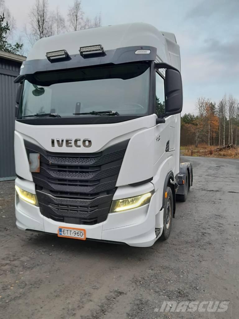 Iveco S-Way AS 440 Влекачи