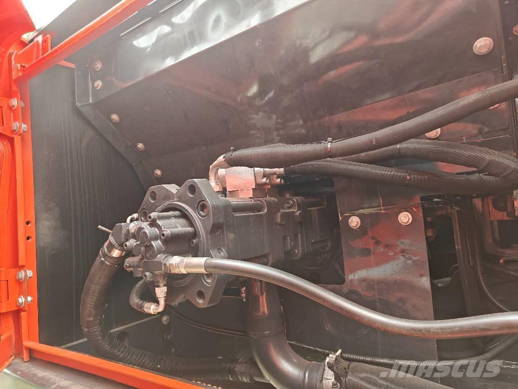 Doosan DX 225 LC-9C Верижен екскаватор