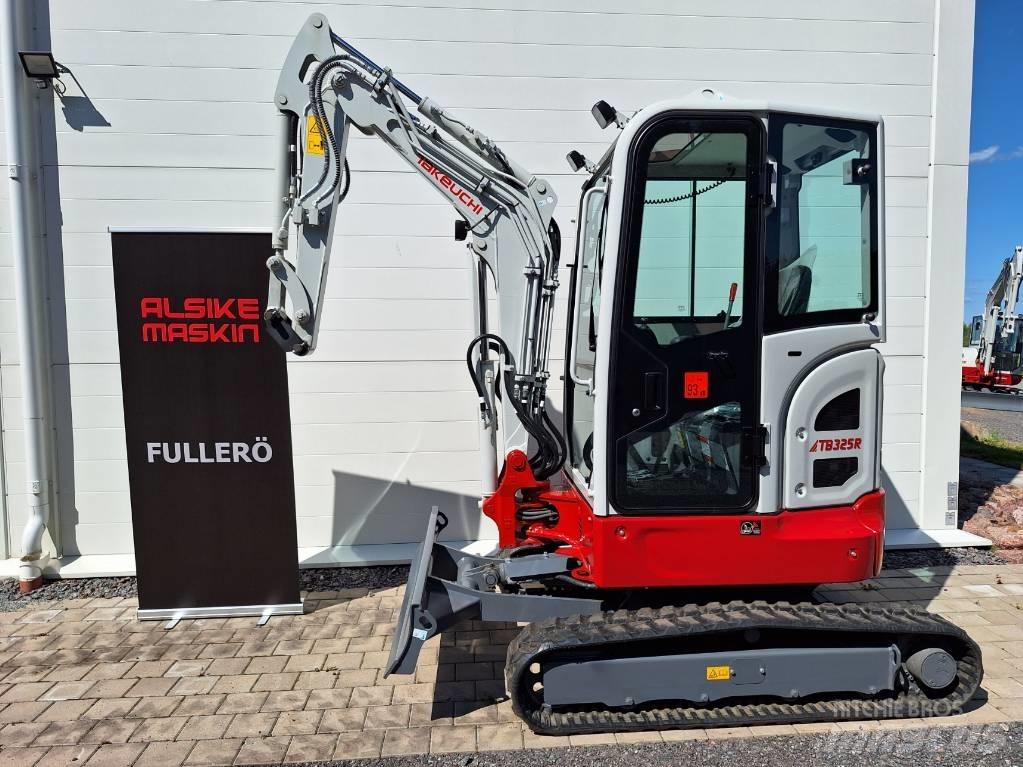 Takeuchi TB325R Мини екскаватори < 7 т