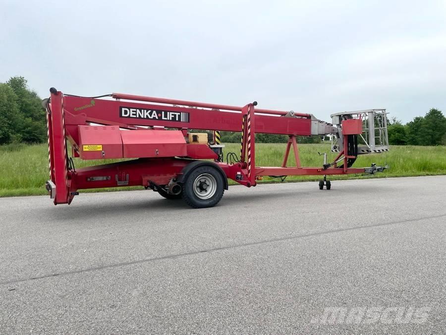 Denka-Lift DL 30 Моторизирани платформи с ремарке