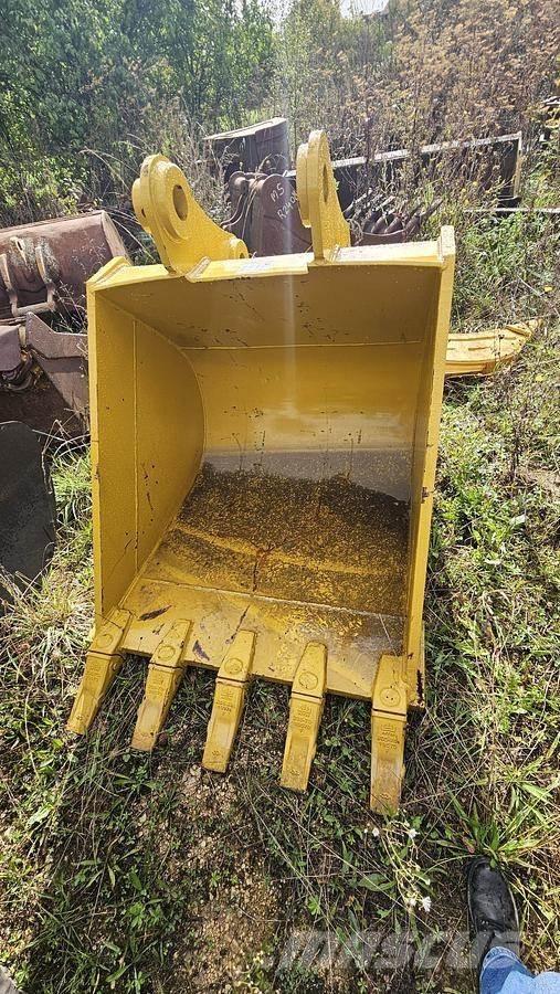 Komatsu PC200 Кофи