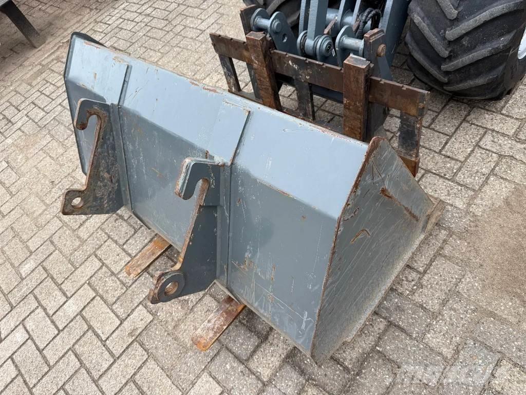 GiANT G2700 Колесни товарачи