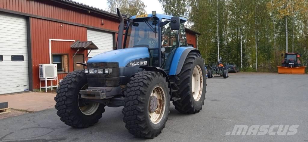 New Holland TM 165 Трактори