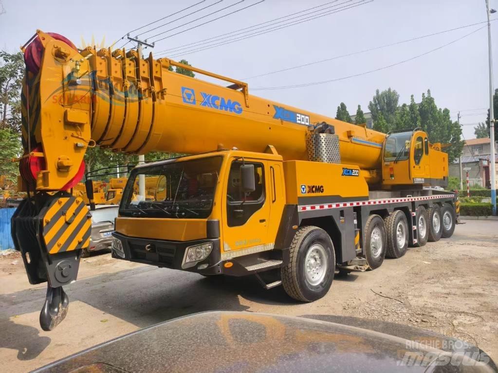 XCMG XCA 200 Всъдеходни кранове