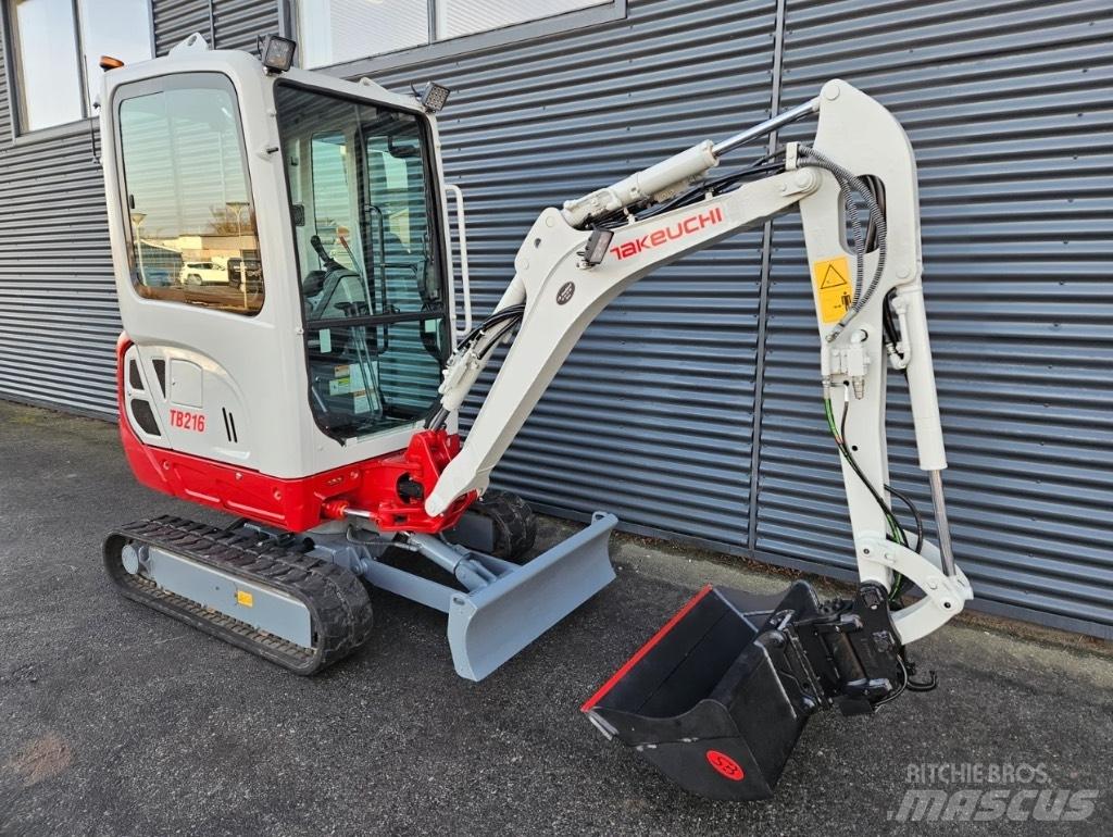 Takeuchi TB 216 Мини екскаватори < 7 т