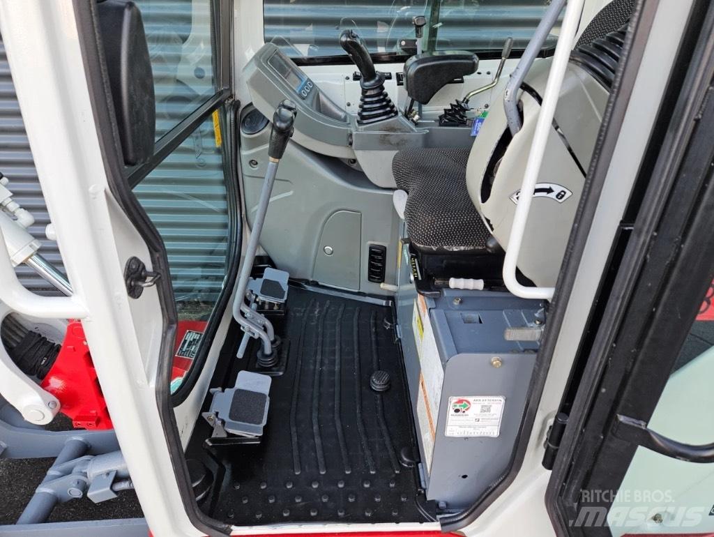 Takeuchi TB 216 Мини екскаватори < 7 т