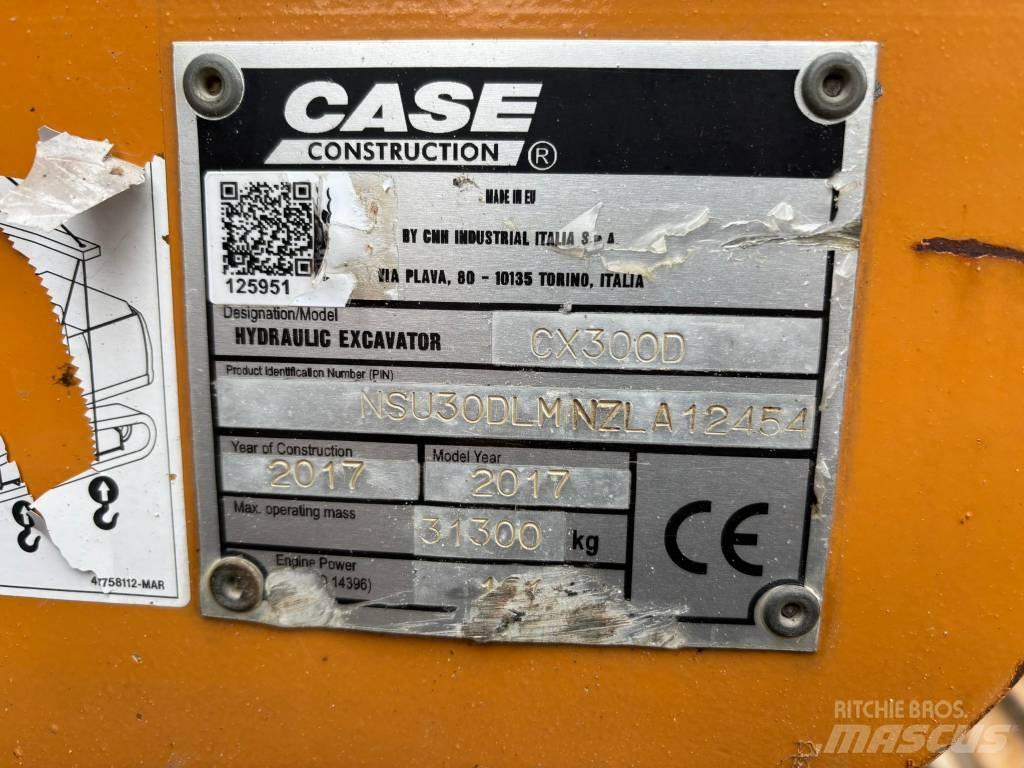 CASE CX300D Верижен екскаватор