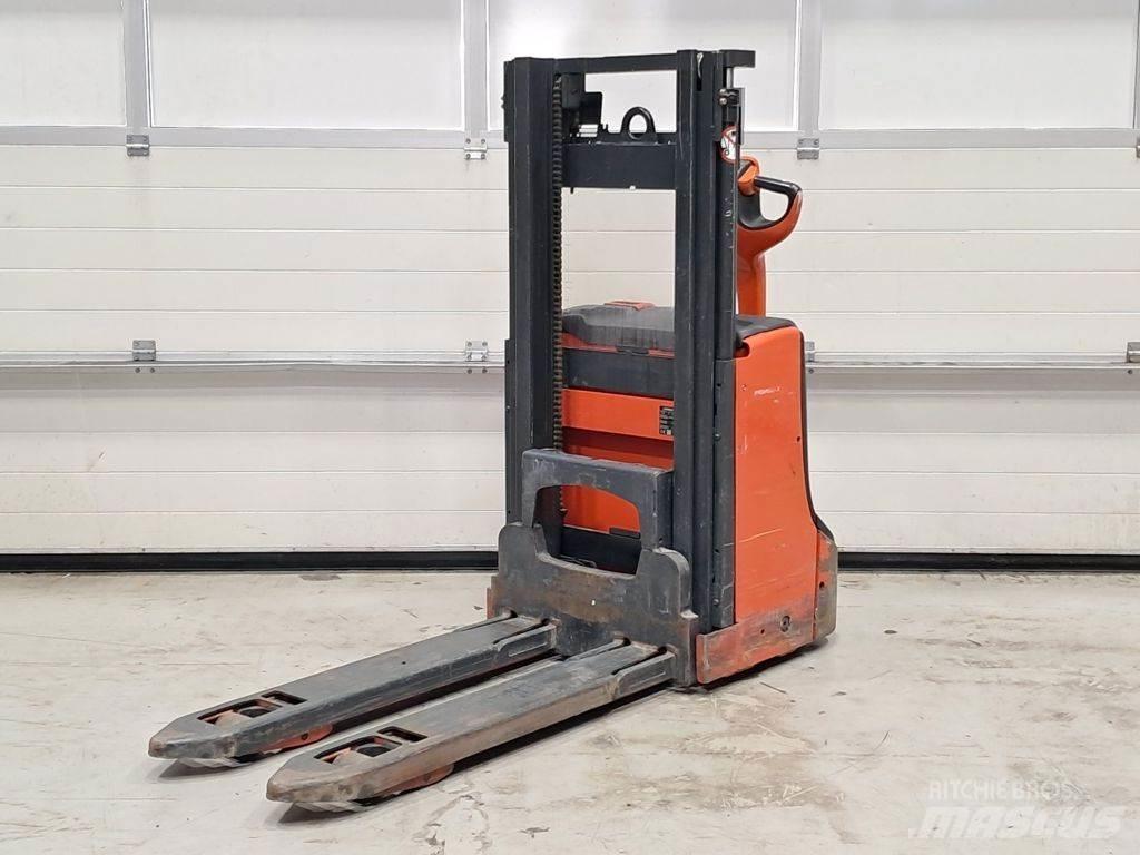 Linde D08 Колички високоповдигачи с теглич