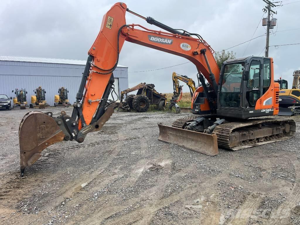 Doosan DX 140 LCR Верижен екскаватор