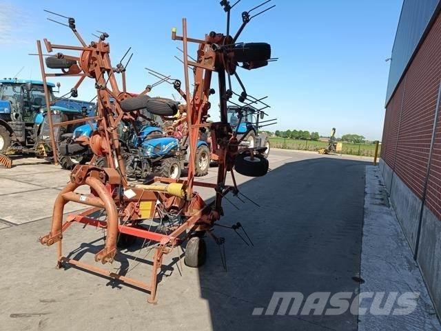 Kuhn GF8501 MH Гребла и сенообръщачки