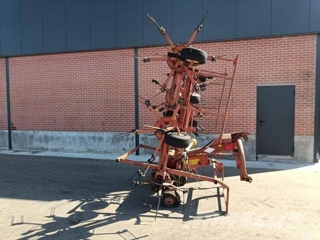 Kuhn GF8501 MH Гребла и сенообръщачки