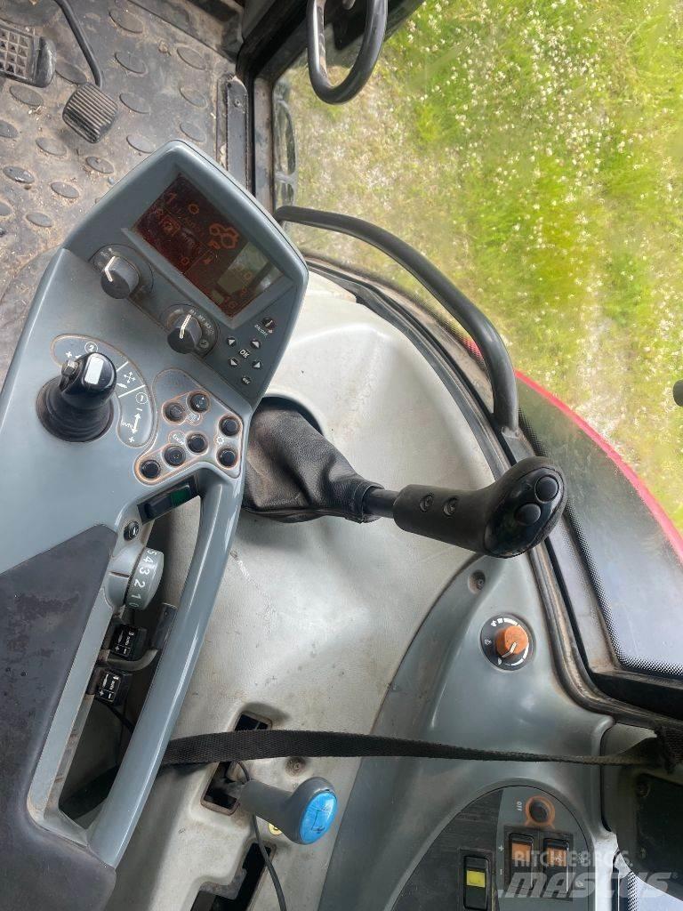 Valtra N 121 Трактори