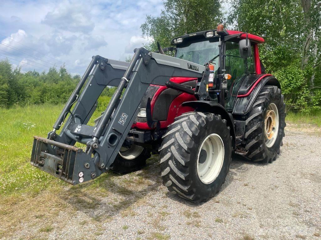 Valtra N 121 Трактори