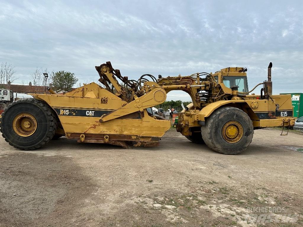 CAT 615 Скрепери
