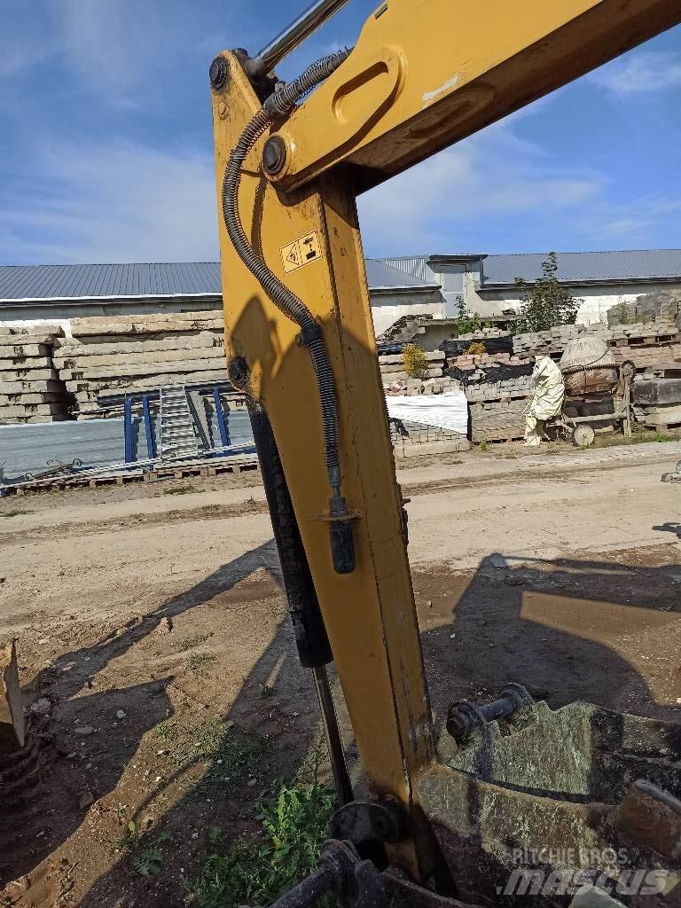 CAT 302.5 C Мини екскаватори < 7 т