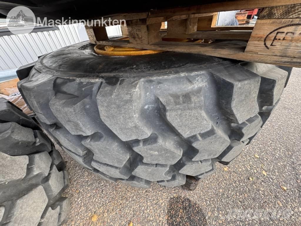 Trelleborg EMR1030 Гуми