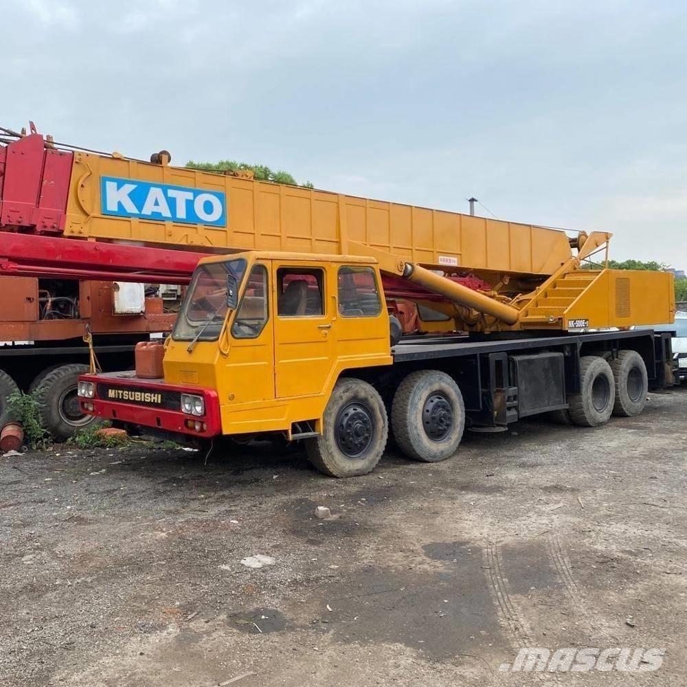 Kato 250 Всъдеходни кранове