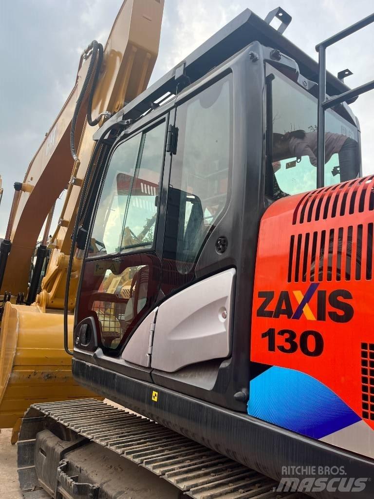 Hitachi 130-5 Верижен екскаватор