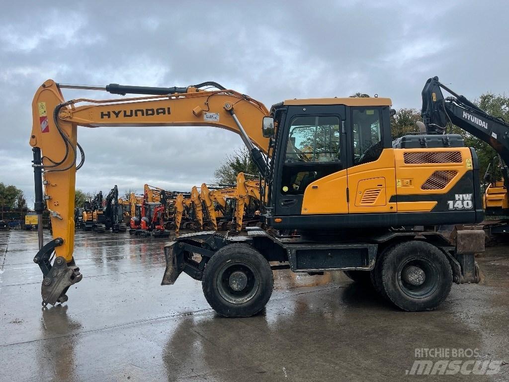 Hyundai HW140 Колесни екскаватори