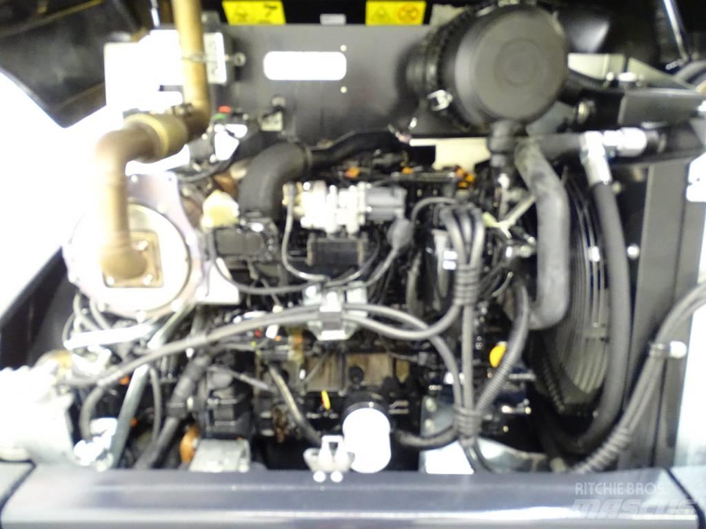 Yanmar V 100-5 Колесни товарачи