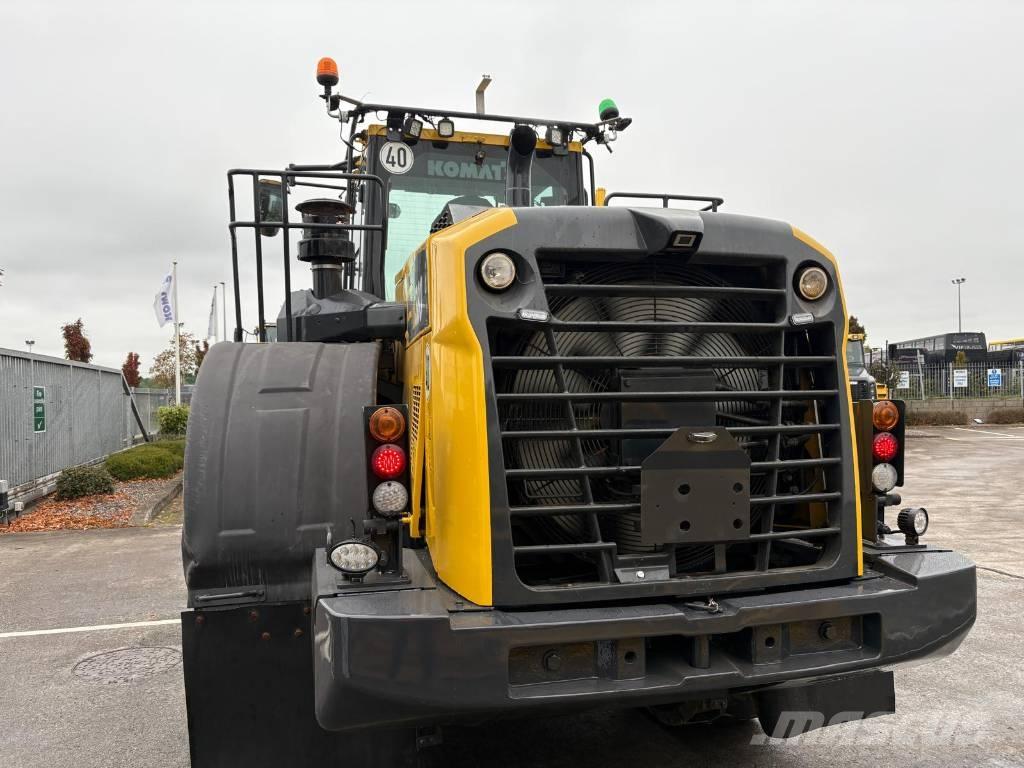 Komatsu WA380-8 Колесни товарачи