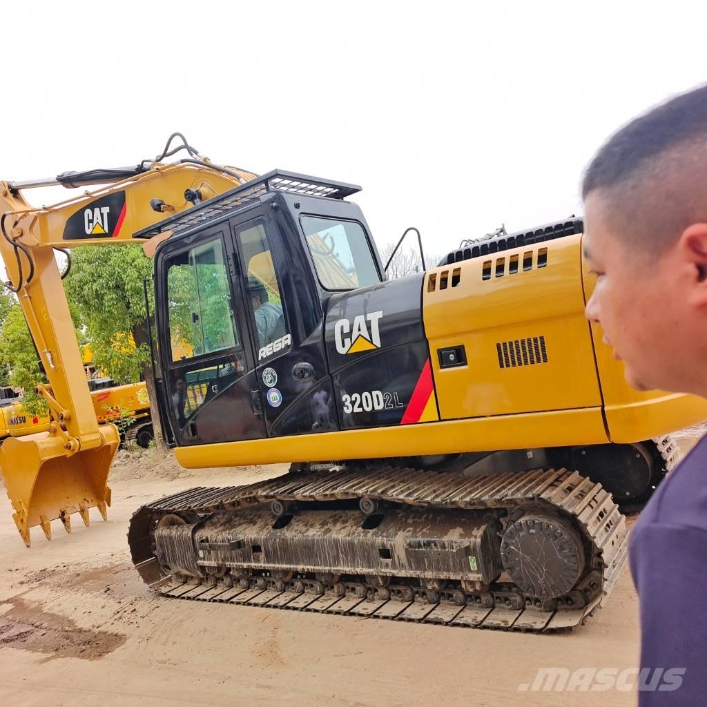 CAT 320 D Верижен екскаватор