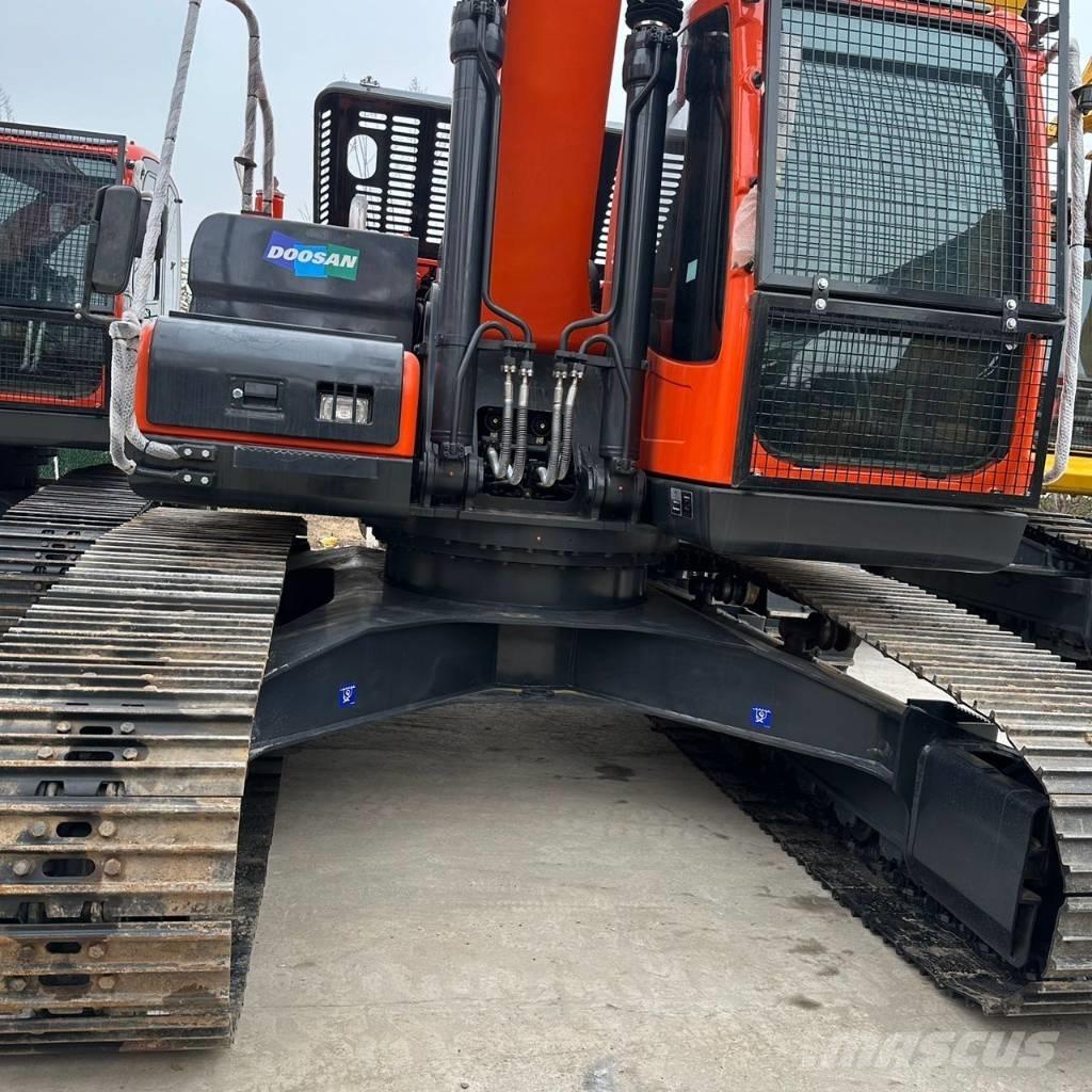 Doosan DX225LC-9C Верижен екскаватор