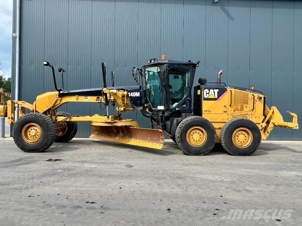 CAT 140M Грейдери