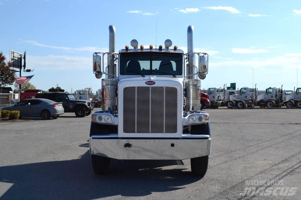 Peterbilt 389 Влекачи