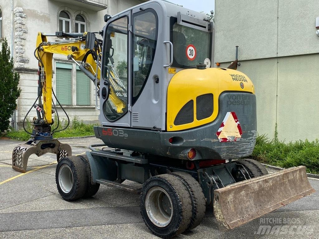 Neuson 6503 WD Колесни екскаватори