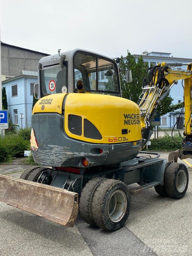 Neuson 6503 WD Колесни екскаватори