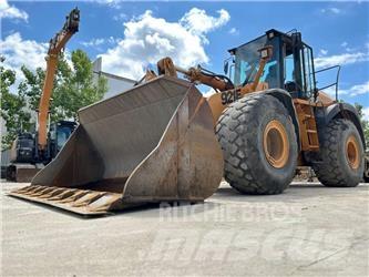 CASE 921 E Колесни товарачи