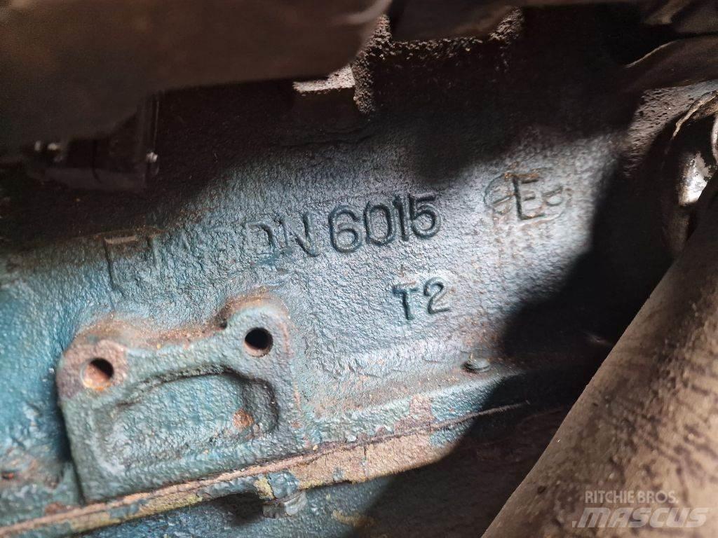 Ford F2 6015 Двигатели