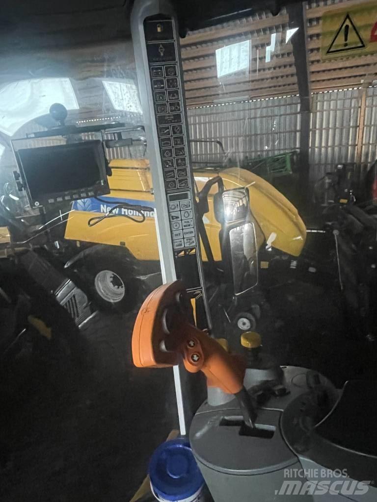 New Holland CS660 Комбайни
