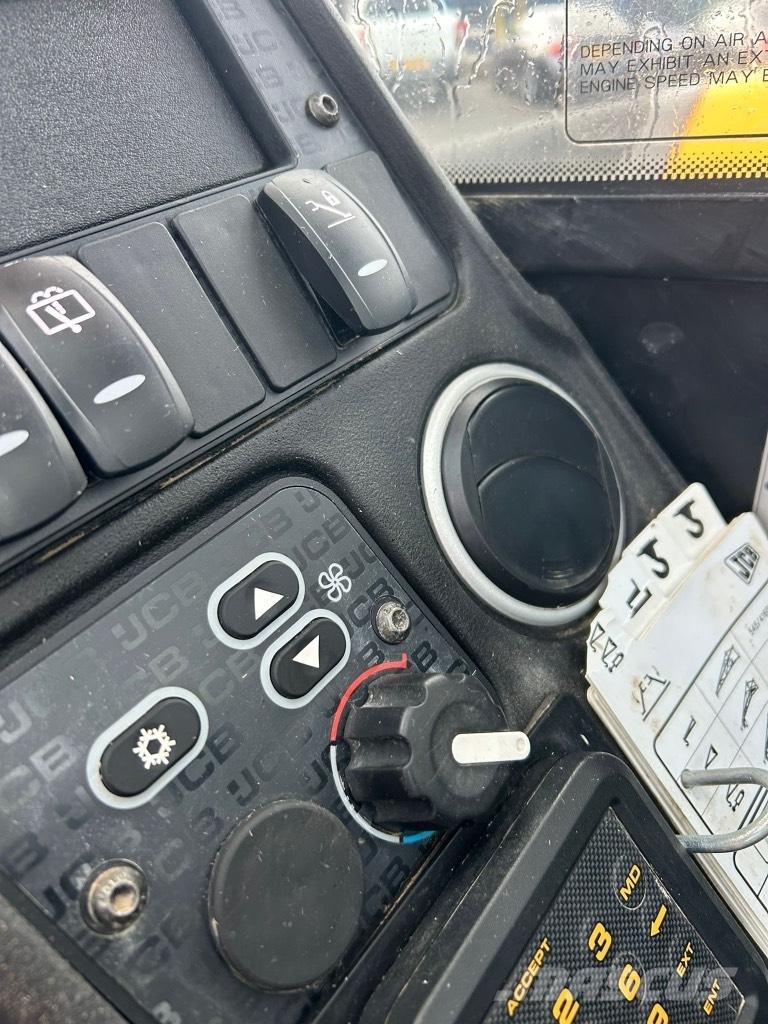 JCB 540-140 Sway / AC Телескопични товарачи