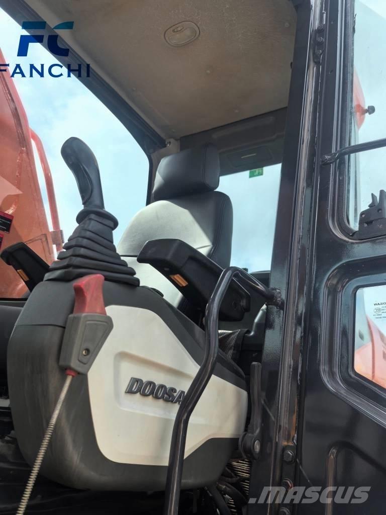 Doosan DX 360 LC Верижен екскаватор