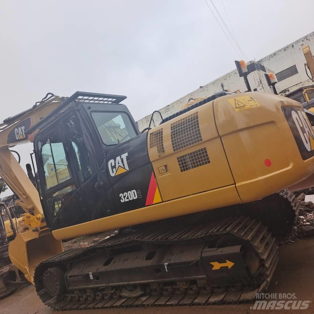 CAT 320 D Верижен екскаватор