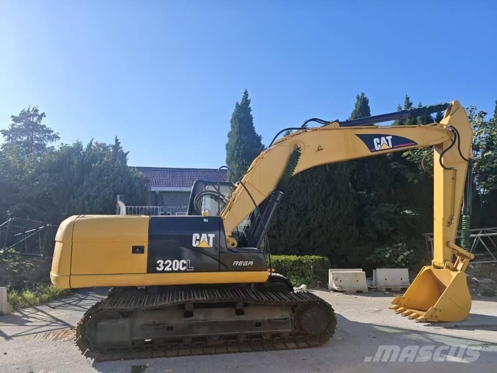 CAT 320 Верижен екскаватор