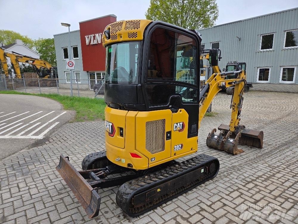 CAT 302CR Мини екскаватори < 7 т