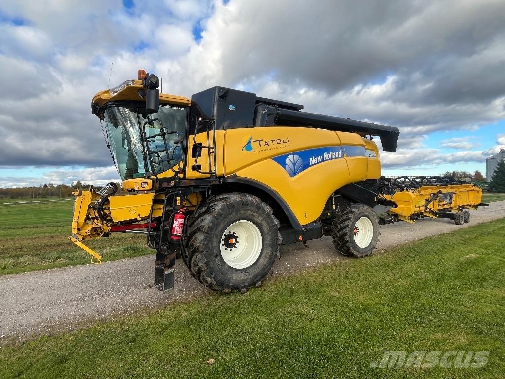 New Holland CX 8080 Комбайни